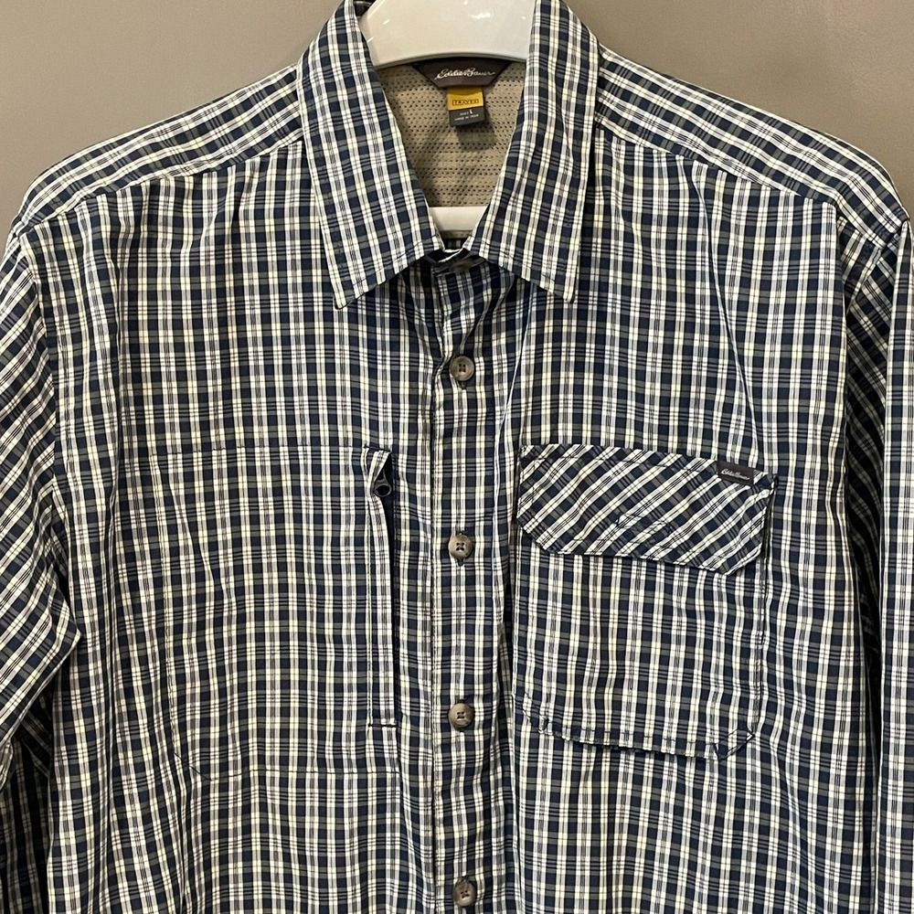 Eddie Bauer Travex Mens Large Navy Plaid Roll Tab Long Sleeve Hiking Shirt
